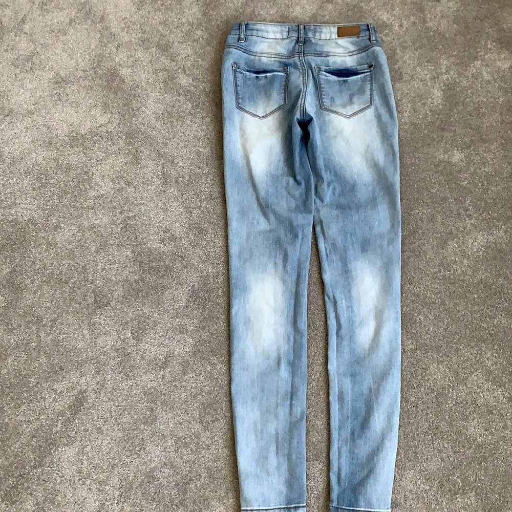 Blue Jeans - Picture 2 of 2